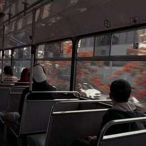 教官趴双腿吸核花蜜水
